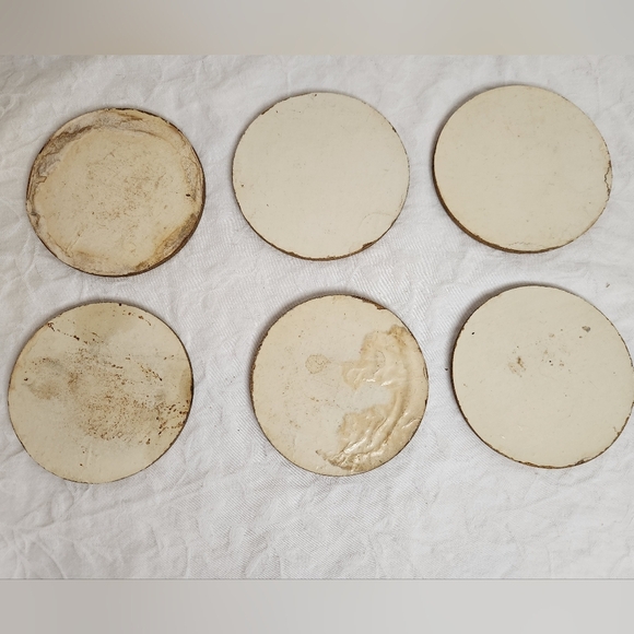 Floral Decorative Box with Butterflies - Picture 4 of 8